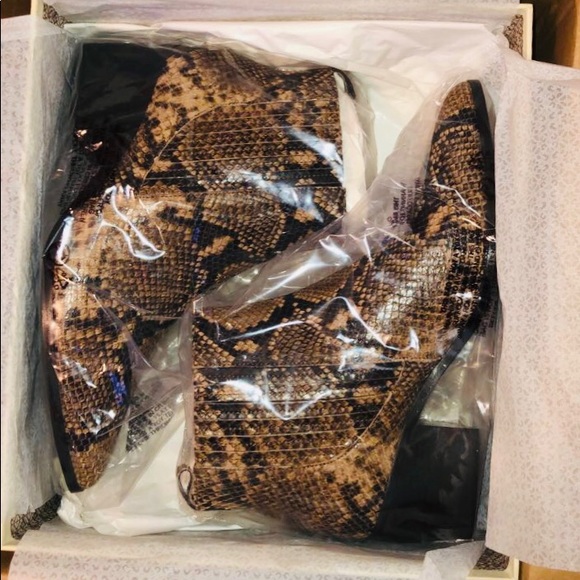 The Natura booties by M. Gemi. In Toffee size 39. - Picture 6 of 7